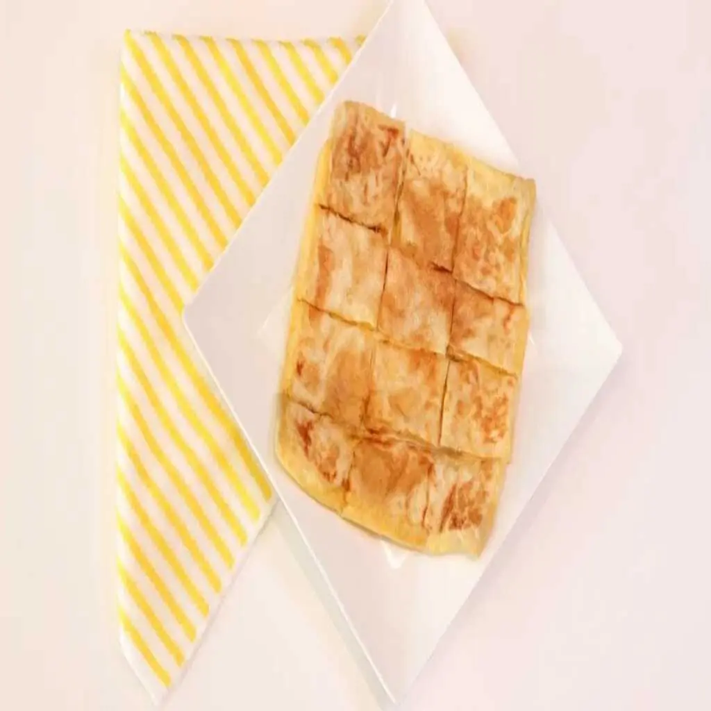 Mutabbaq With Sweet Cheese